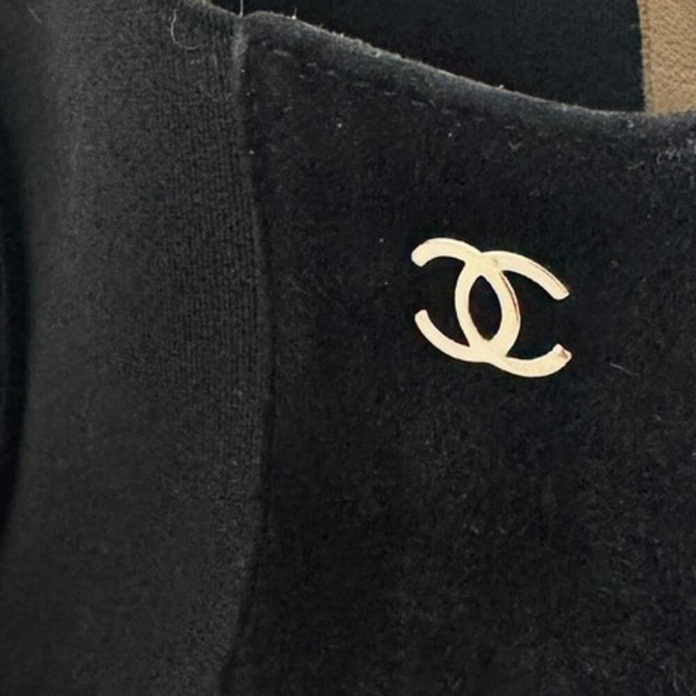 Chanel CC Logo Chelsea Black Suede Block Heel Boots Gold Logo Size 40 - Picture 12 of 14